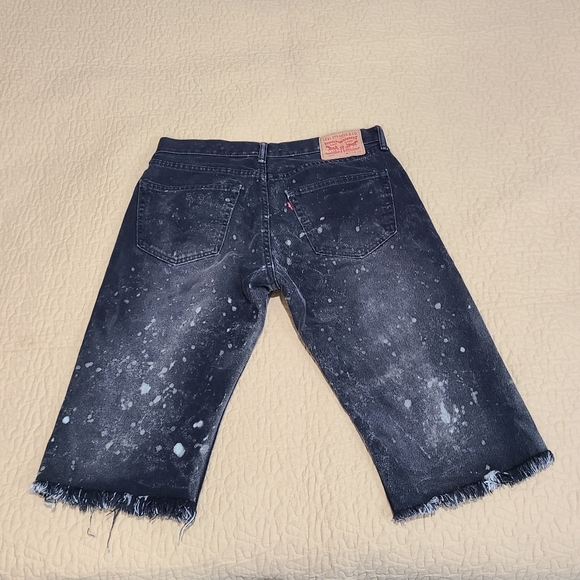 Levi's distressed 505 jean shorts size 34 - Picture 8 of 10